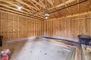 1331 Leonora Ave, Akron, OH 44305 - Photo 6