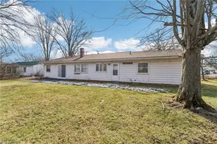 1215 Spruce Tree Ln, Amherst, OH 44001 - Photo 42