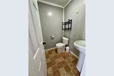 374 Tenney Avenue, Youngstown, OH 44405 - Photo 10