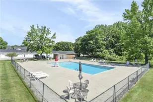 26179 Raintree Blvd, Olmsted Falls, OH 44138 - Photo 36