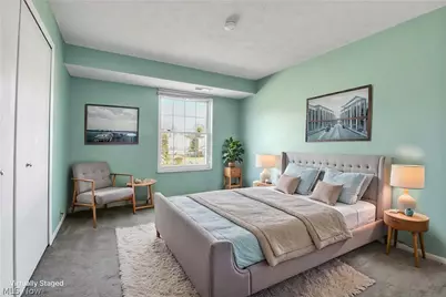 26179 Raintree Boulevard #D8, Olmsted Falls, OH 44138 - Photo 20