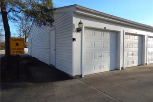 26179 Raintree Blvd, Olmsted Falls, OH 44138 - Photo 32