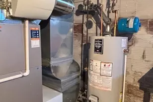 422 N Firestone Blvd, Akron, OH 44301 - Photo 18