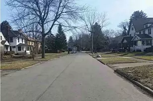 434 9th St, Elyria, OH 44035 - Photo 2