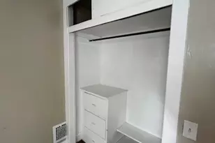 434 9th St, Elyria, OH 44035 - Photo 10