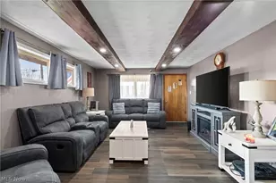 262 Quincy Ln, Tiltonsville, OH 43963 - Photo 6