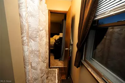 223 Naples Drive, Elyria, OH 44035 - Photo 16