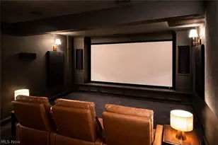 971 Montford Circle, Uniontown, OH 44685 - Photo 4