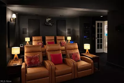 971 Montford Circle, Uniontown, OH 44685 - Photo 6