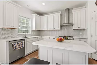 595 Jessica Lane, Wadsworth, OH 44281 - Photo 12