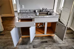 7626 Connecticut Ave, Loveland, OH 44105 - Photo 6