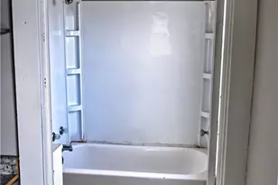 7626 Connecticut Ave, Loveland, OH 44105 - Photo 10