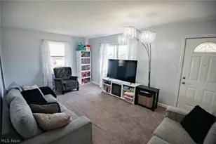 116 Dehoff Dr, Youngstown, OH 44515 - Photo 4