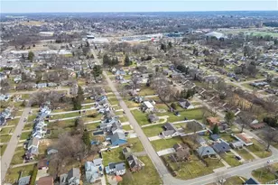 3065 25th St NW, Canton, OH 44708 - Photo 10