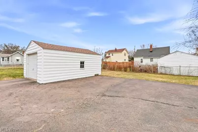 1119 Mount Vernon Avenue, Akron, OH 44310 - Photo 4