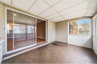 25520 Country Club Boulevard #4, North Olmsted, OH 44070 - Photo 12