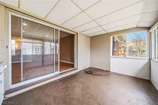 25520 Country Club Blvd, North Olmsted, OH 44070 - Photo 12