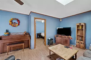 12512 York Blvd, Garfield Heights, OH 44125 - Photo 10