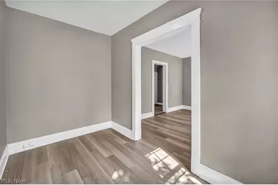 13016 Beachwood Avenue, Loveland, OH 44105 - Photo 14