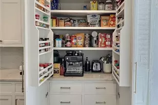 20962 Sydenham Rd, Huber Heights, OH 44122 - Photo 10