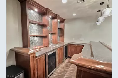 20962 Sydenham Road, Huber Heights, OH 44122 - Photo 30