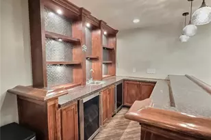 20962 Sydenham Rd, Huber Heights, OH 44122 - Photo 30