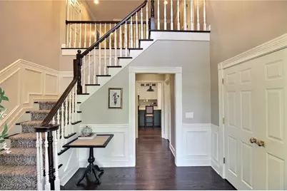 20962 Sydenham Road, Huber Heights, OH 44122 - Photo 2