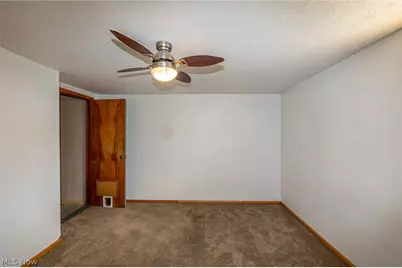 1260 Meadowview Lane, Amherst, OH 44001 - Photo 32