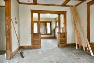 642 St Clair Ave, Warren, OH 44483 - Photo 16