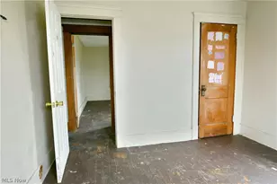 642 St Clair Ave, Warren, OH 44483 - Photo 38