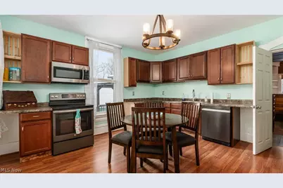 137 Brighton Boulevard, Zanesville, OH 43701 - Photo 4