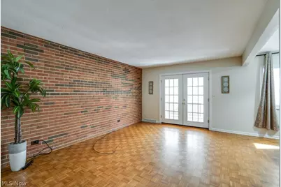 25600 Country Club Boulevard #4, North Olmsted, OH 44070 - Photo 8