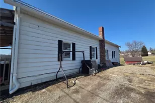 16750 Minerva Ave, Caldwell, OH 43724 - Photo 2