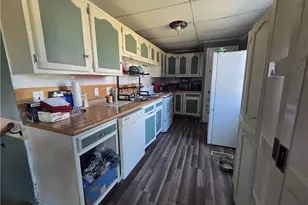 16750 Minerva Ave, Caldwell, OH 43724 - Photo 8