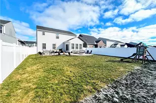 37437 White Feather Ave, North Ridgeville, OH 44039 - Photo 16