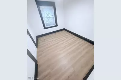 2791 E 127th Street #UP, Loveland, OH 44120 - Photo 2