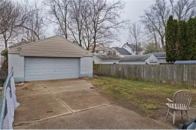 1101 Linden Avenue, Akron, OH 44310 - Photo 24