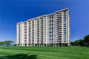 1 Lakeshore Blvd, Bratenahl, OH 44108 - Photo 44