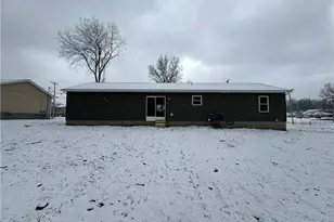 24 Maranatha Dr, Youngstown, OH 44505 - Photo 2