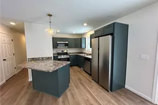 24 Maranatha Dr, Youngstown, OH 44505 - Photo 6