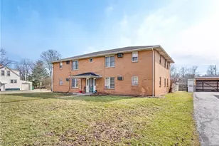 895 Cook Ave, Youngstown, OH 44512 - Photo 2