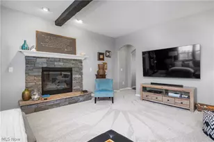 2430 Woodhawk Ln, Avon, OH 44011 - Photo 8