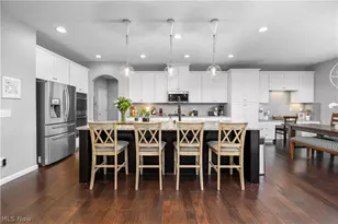 2430 Woodhawk Ln, Avon, OH 44011 - Photo 10