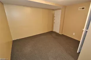 39 W 2nd St, Frazeysburg, OH 43822 - Photo 8