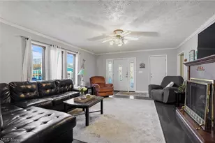 2282 Heston Dr, Lake Milton, OH 44429 - Photo 6