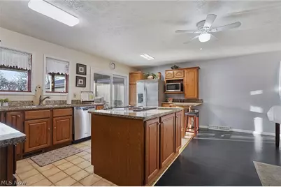 2282 Heston Drive, Lake Milton, OH 44429 - Photo 14