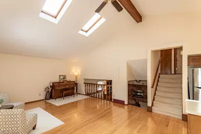 5034 Medhurst Avenue, Solon, OH 44139 - Photo 4