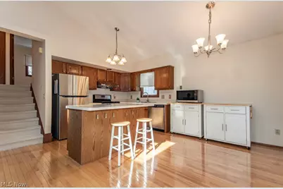 5034 Medhurst Avenue, Solon, OH 44139 - Photo 8