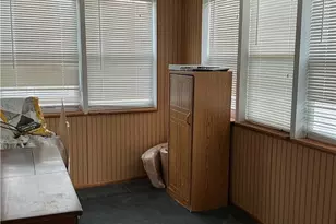 2271 5th St SW, Akron, OH 44314 - Photo 32