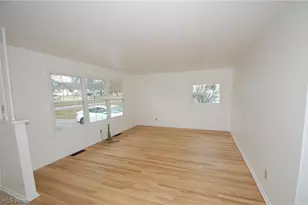 3930 Brandomyne Ave, Austintown, OH 44511 - Photo 8